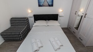 Villa, Sea View | 2 bedrooms, in-room safe, desk, soundproofing