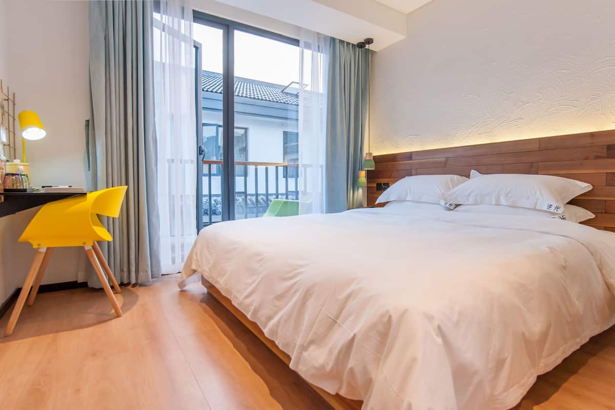 Double Room B | Desk, blackout drapes, iron/ironing board (on request), WiFi (free)