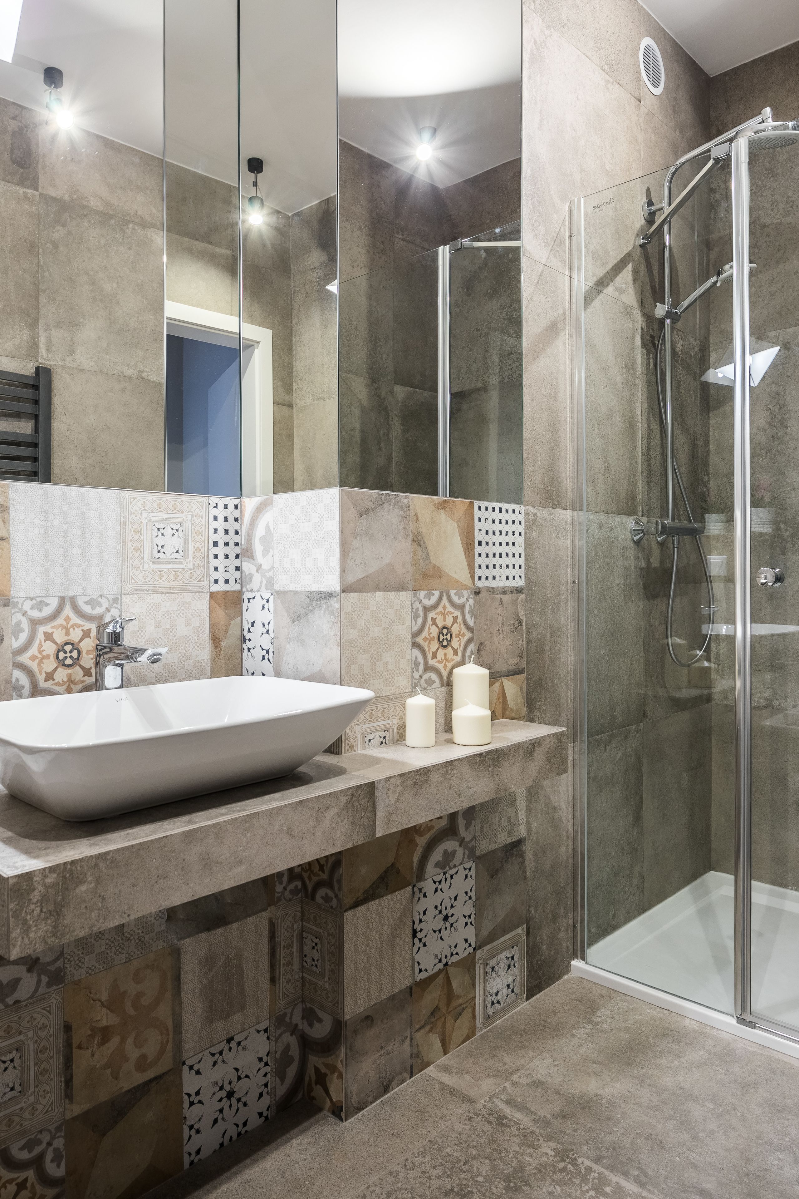 Apartemen Deluks, 2 kamar tidur | Kamar mandi | Shower dan handuk