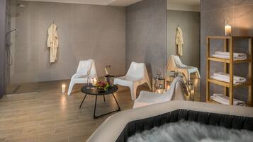 Signature Loft, 1 Bedroom, Hot Tub | Private spa tub