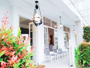 Front of property - Victoria Bed & Breakfast (Malang)
