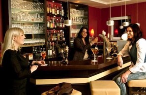 Bar (on property) - Hotel 4 Winden (Windhagen)