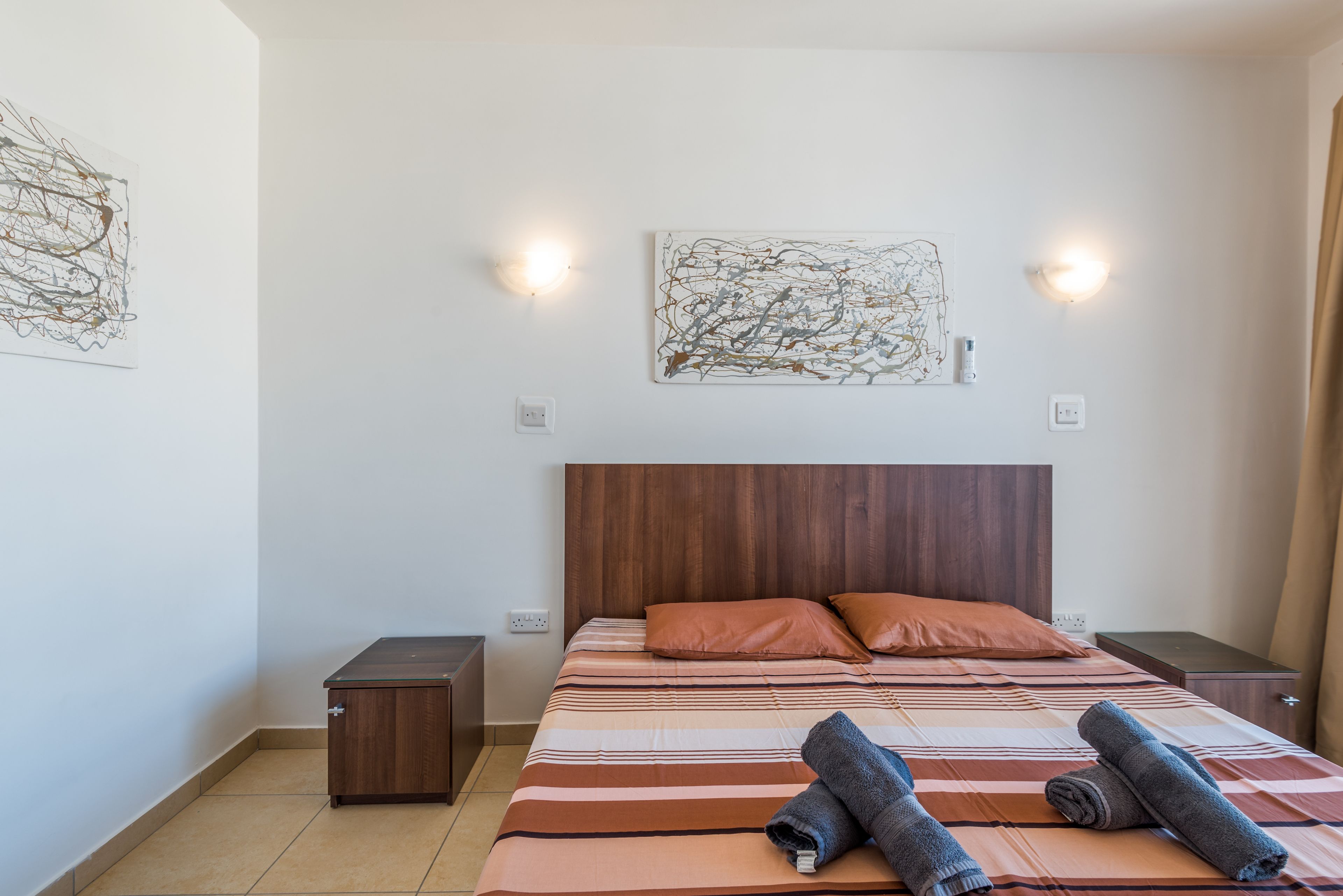 Photo - Seashells 2 bedroom Apartment with sunny terrace with stunning panoramic sea views by Getaways Malta