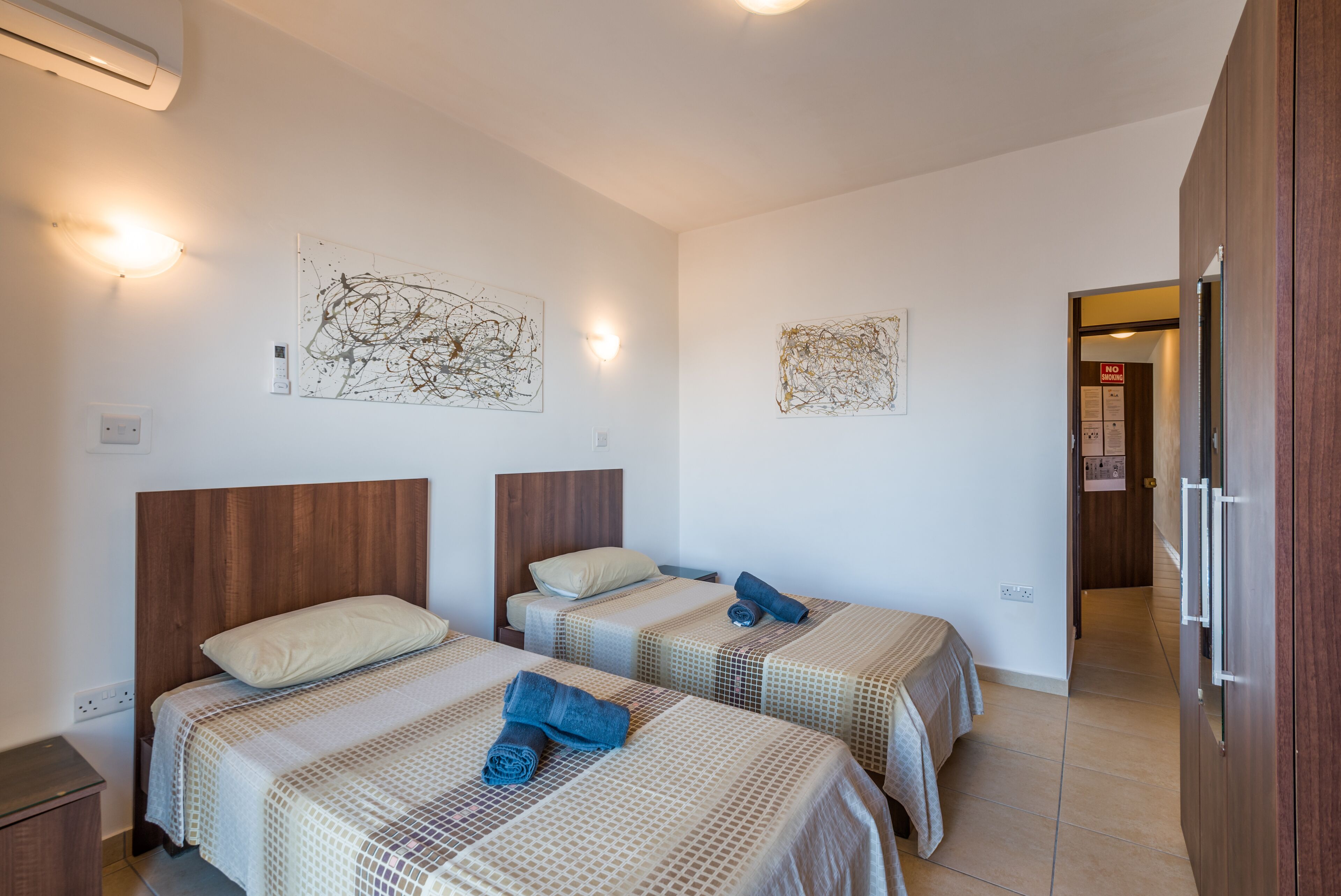 Photo - Seashells 2 bedroom Apartment with sunny terrace with stunning panoramic sea views by Getaways Malta
