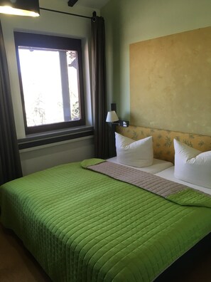 Standard Double Room | Soundproofing, rollaway beds, free WiFi