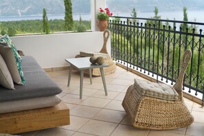 Family House, 4 Bedrooms, Sea View | Balcony - Tettix Summer House (Kefalonia)