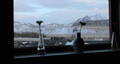 Skammidalur Guesthouse