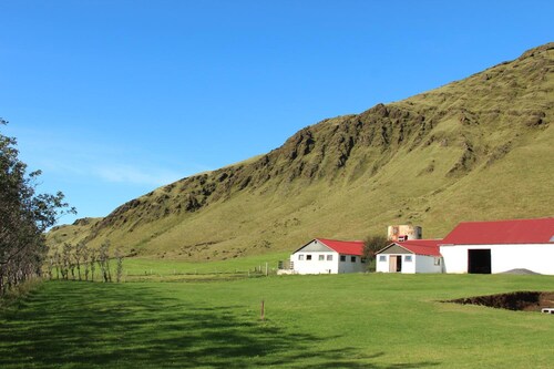 Skammidalur Guesthouse