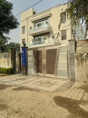 Entrada da propriedade