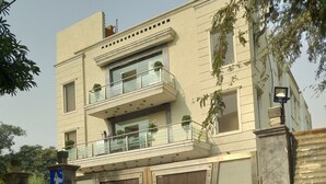 واجهة المنشأة