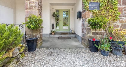 Heartseed House B&B