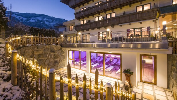 Unclassified image, 1 of 37, button - Ferienhotel Landhaus Zillertal (Fuegen)