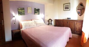 Down comforters, free WiFi, bed sheets - B&B La Margine con area benessere (Bagni di Lucca)
