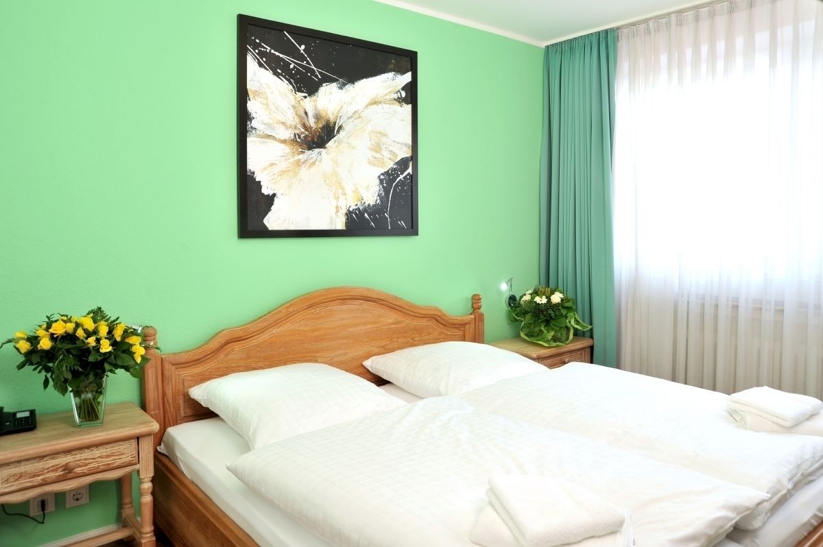 房內夾萬、書桌、熨斗/熨衫板、免費 Wi-Fi