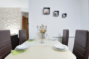 Apartment, 2 Bedrooms, Balcony, Sea View | In-room dining - Apartments Karla (Bibinje)