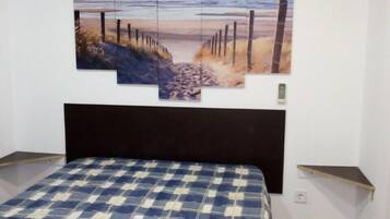 Bangalô (Esmeralda) | Cortinas blackout, berços grátis, camas extras/dobráveis (sobretaxa)