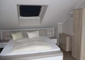 Studiosuite – comfort, flere senger | Minibar, skrivebord, blendingsgardiner og lydisolert
