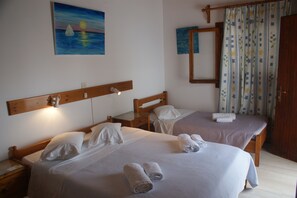 熨斗/熨板、免费婴儿床、免费 WiFi、床单