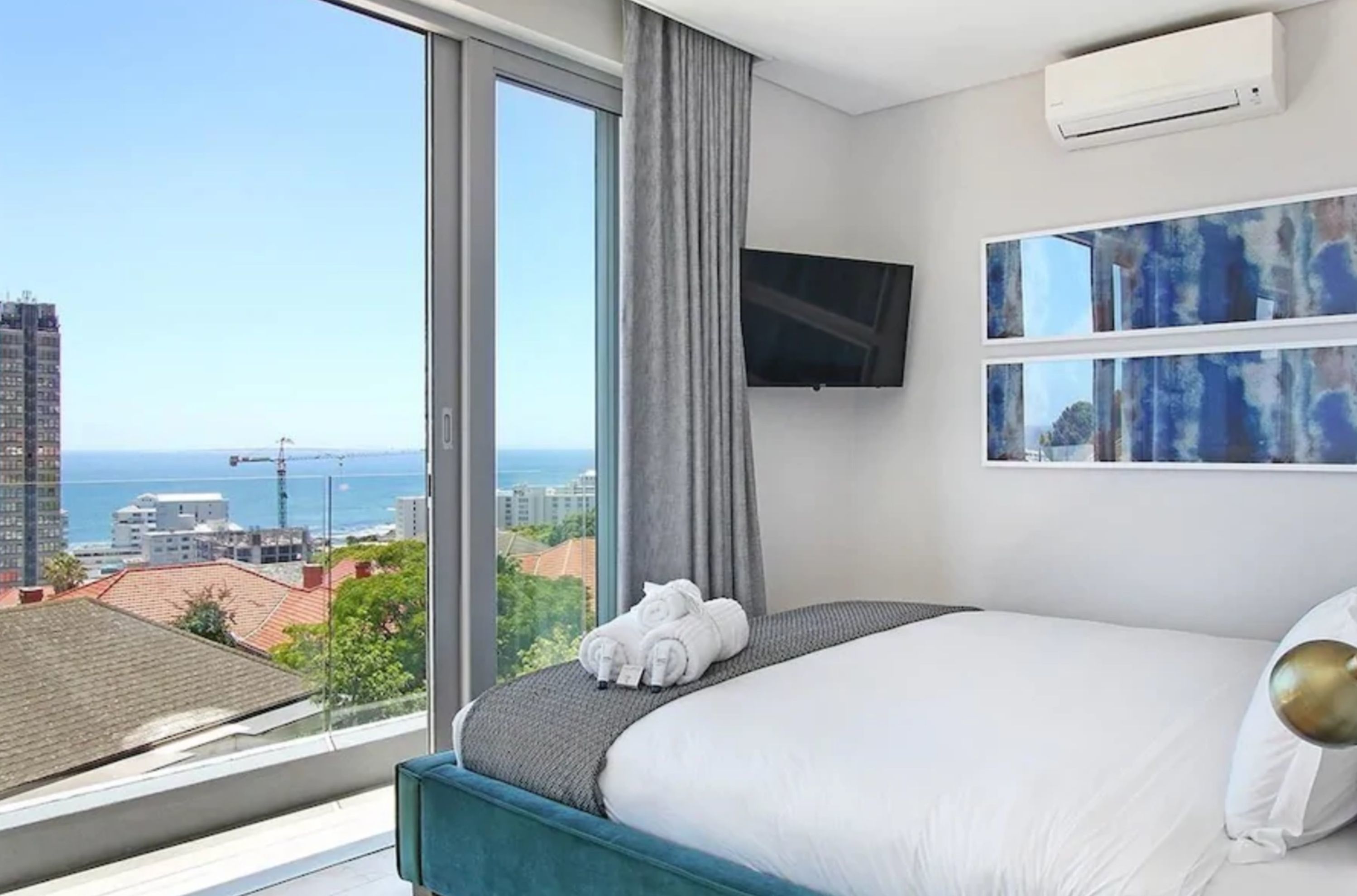 Photo - Elements Luxury Suites by Totalstay