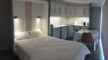 Villa | 2 bedrooms, Egyptian cotton sheets, premium bedding, Select Comfort beds