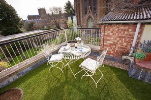 Apartment | Balcony