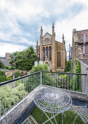 Apartment | Balcony view