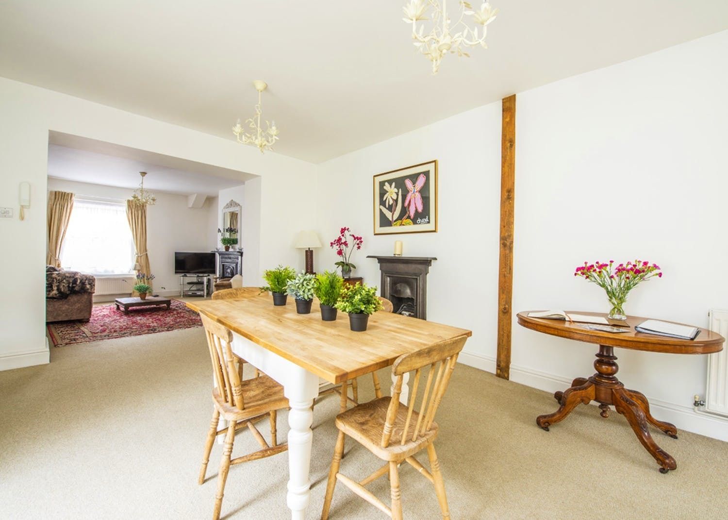 Appartement | Dineren in de kamer