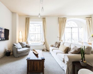 Appartement, 2 chambres | Coin séjour