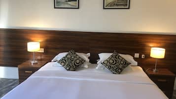 8 chambres, minibar, coffres-forts dans les chambres
