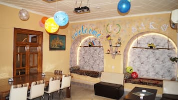 Sala de estar en el lobby