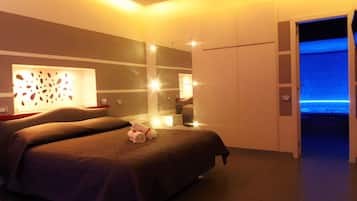 Suíte, 1 cama Queen e sofá-cama, vista para o jardim | Roupas de cama premium, individualmente decorados