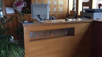 Check-in/check-out kiosk