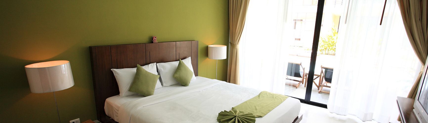 Rollaway beds, free WiFi, bed sheets
