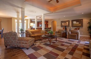 Villa, 4 Bedrooms | Business centre - Quaint Quarters 4 Bedroom Villa by RedAwning (Branson)