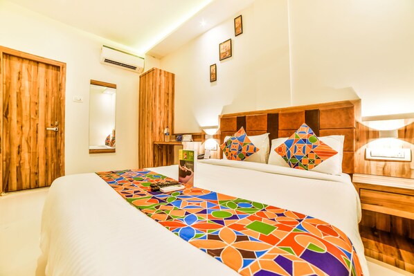 In-room safe, soundproofing, free WiFi