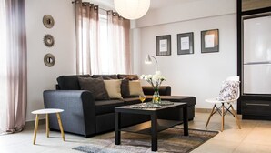 Apartment, Multiple Beds (Kreta 2/28) | Living room - VISENTO Apartments Kreta 2 (Bialystok)