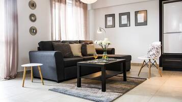 Apartment, Multiple Beds (Kreta 2/28) | Living room | TV