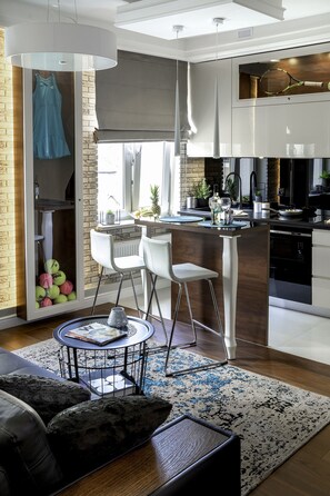 Superior Apartment (Miami) | Private kitchenette | Fridge, microwave, stovetop, dishwasher - AGA Tenis Apartments by Radwanska (Kraków)