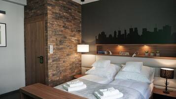 Superior Apartment (Montreal) | 1 bedroom, premium bedding, minibar, in-room safe