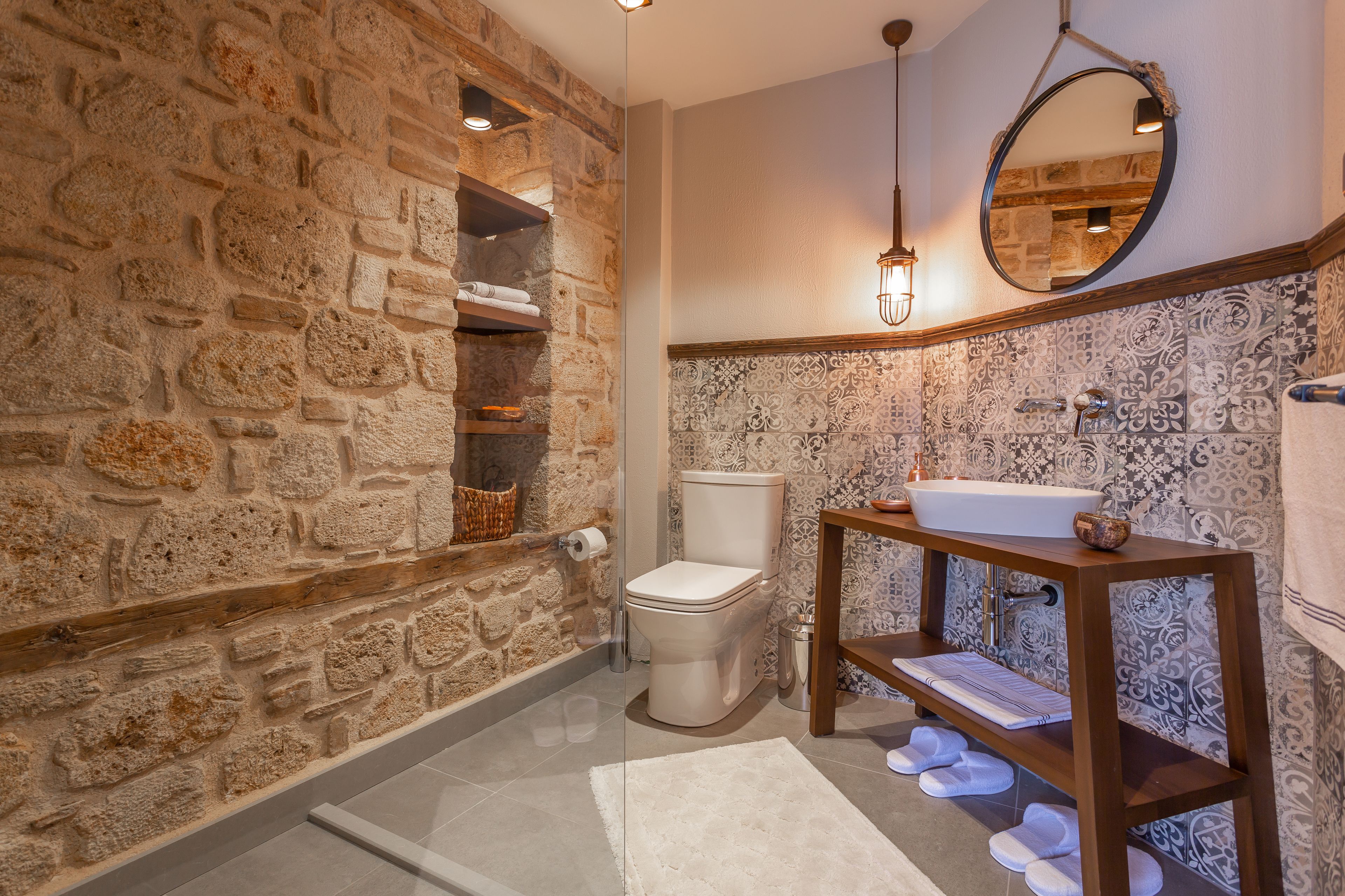 free toiletries, hair dryer, slippers, bidet