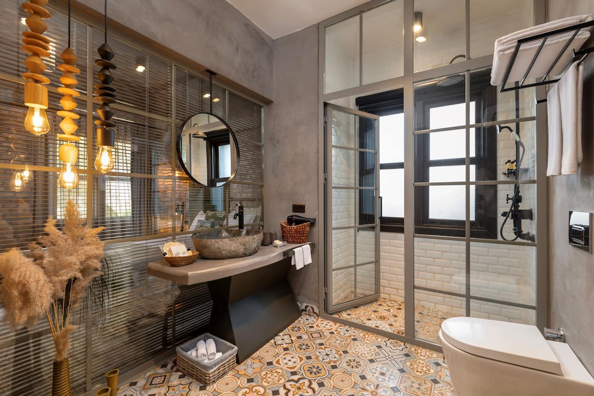 design room | premium bedding, tempur-pedic beds, minibar, in-room safe