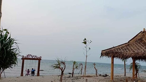 Ảnh chưa phân loại, 1 trong số 13 ảnh, nút
