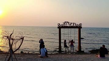 Tæt på stranden