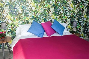 1 habitación, minibar y caja de seguridad en la habitación 