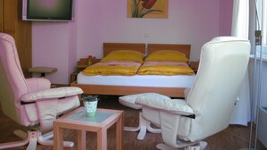 Studio - Ferienwohnung Schwahn (Herdwangen Schoenach)