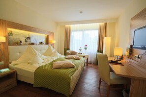 Comfort Double Room, Balcony, Garden View (Märchenzimmer) | Premium bedding, down duvets, minibar, in-room safe