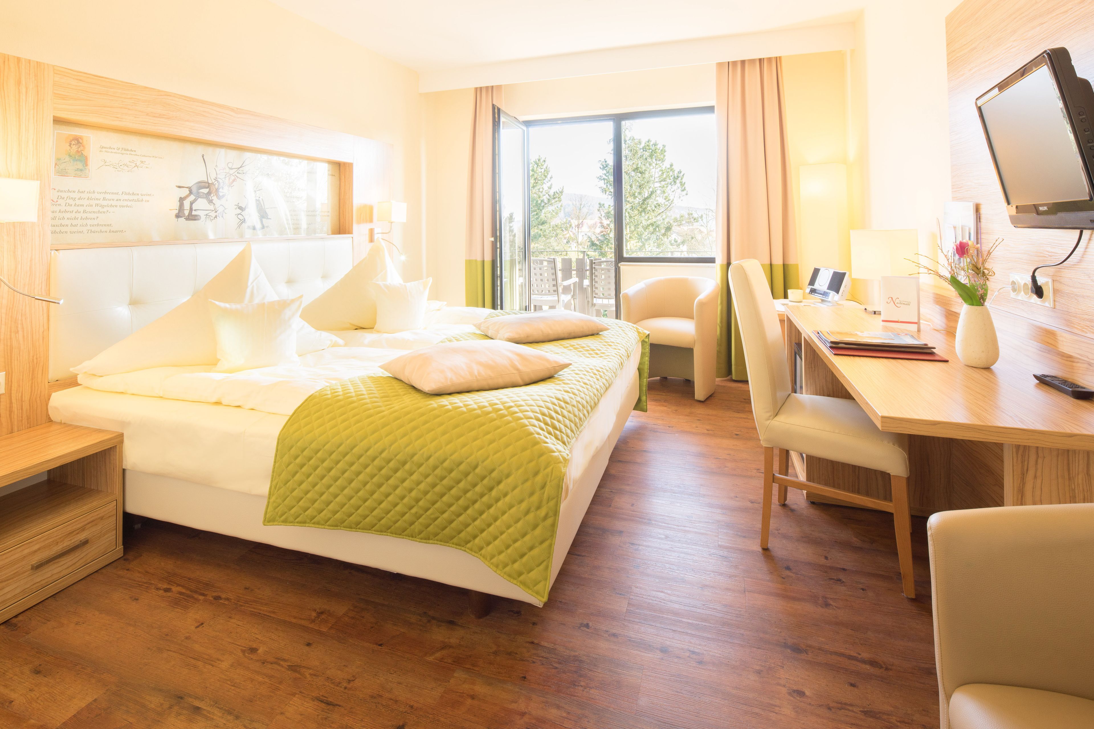 Comfort-Doppelzimmer, Balkon, Gartenblick (Märchenzimmer) | Hochwertige Bettwaren, Daunenbettdecken, Minibar, Zimmersafe