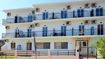 Bagian depan properti