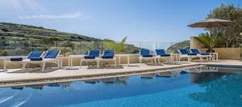 Viewpoint Boutique Living