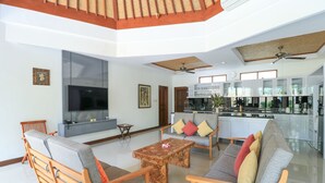 Villa, 2 habitaciones | Sala de estar